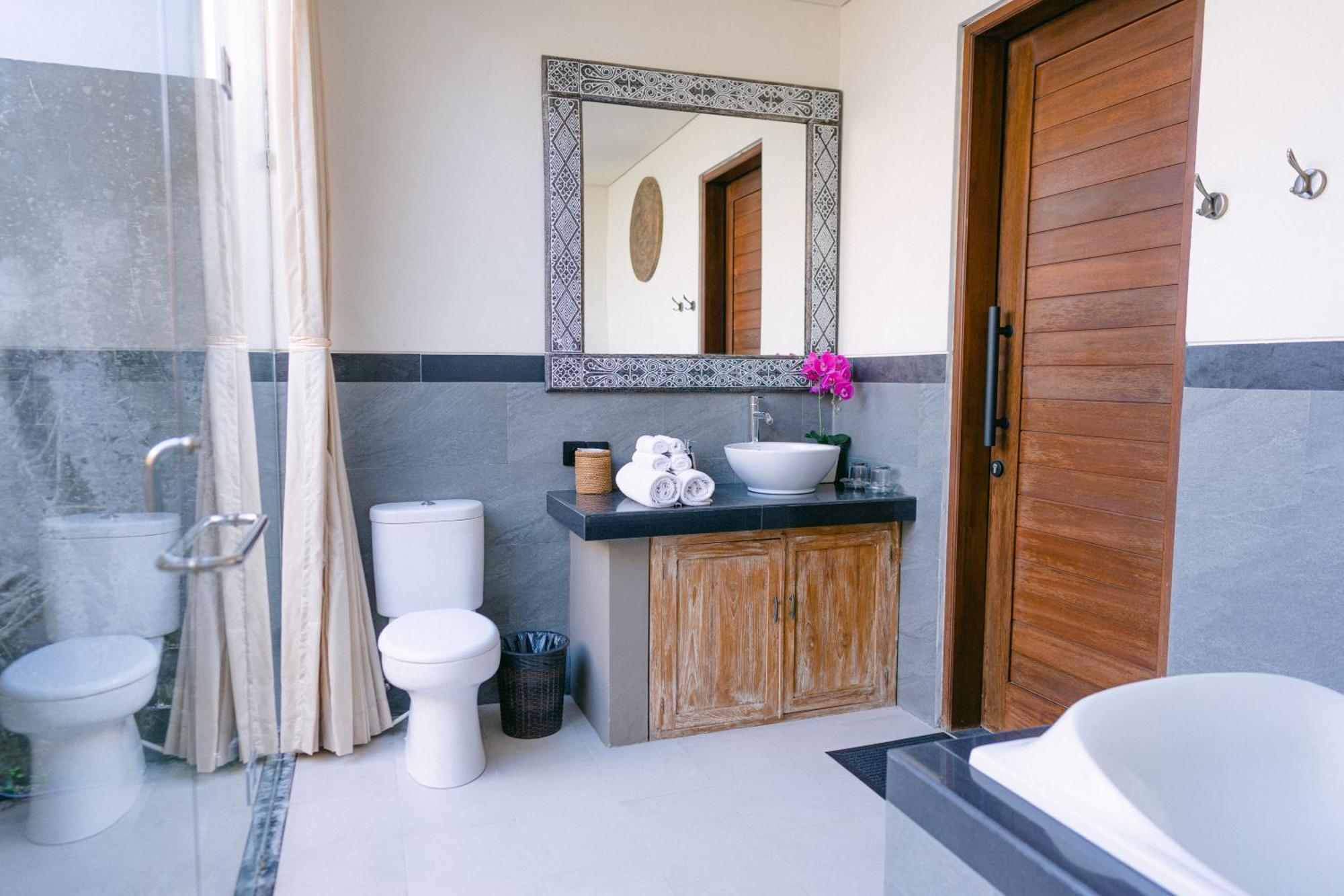 2 Seasons Villa Sun - Luxury With Private Pool Ubud Eksteriør billede